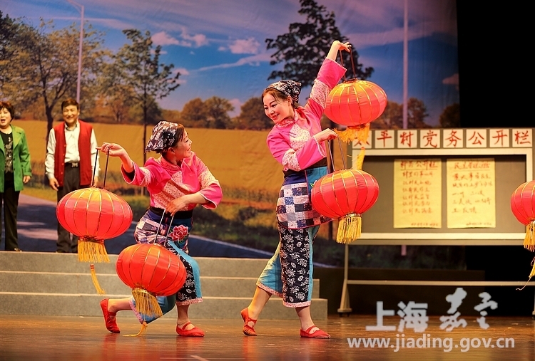 锡剧《风波太平村》在嘉定区文化馆首演 演出图片