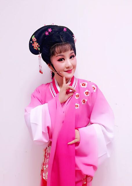 杨丽芳