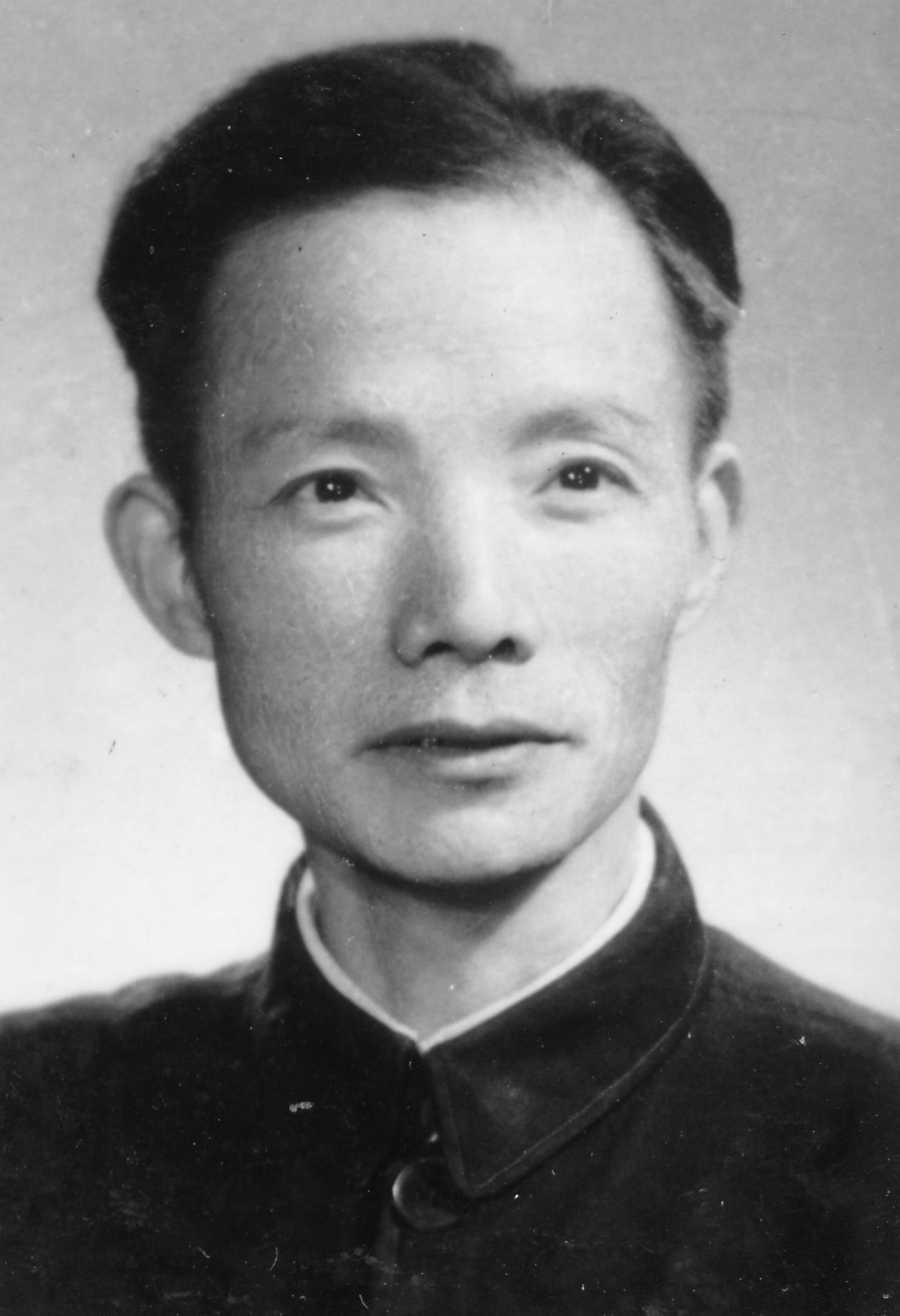 王根泉