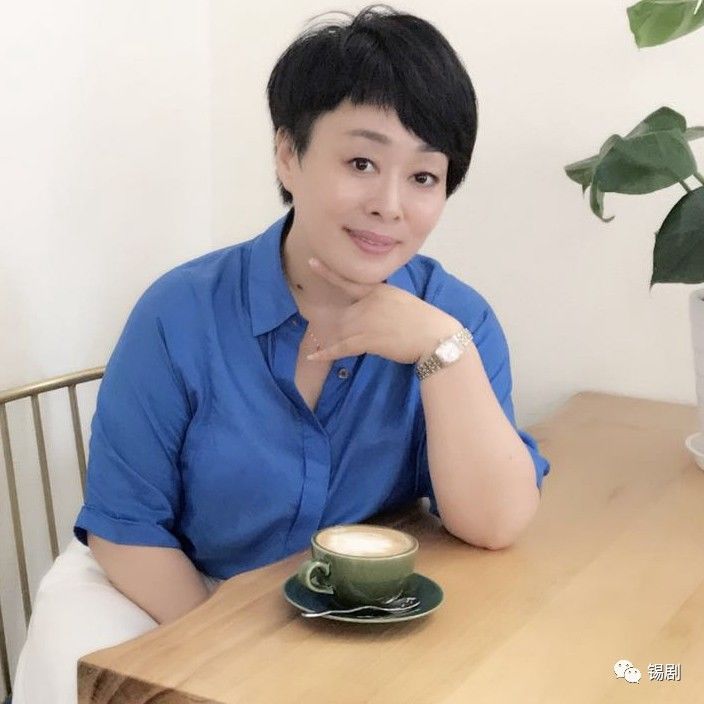 戚月华