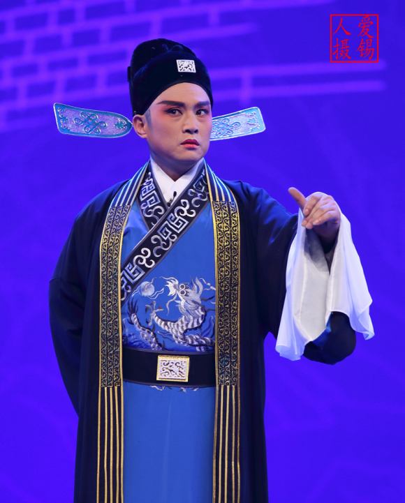 王卫星