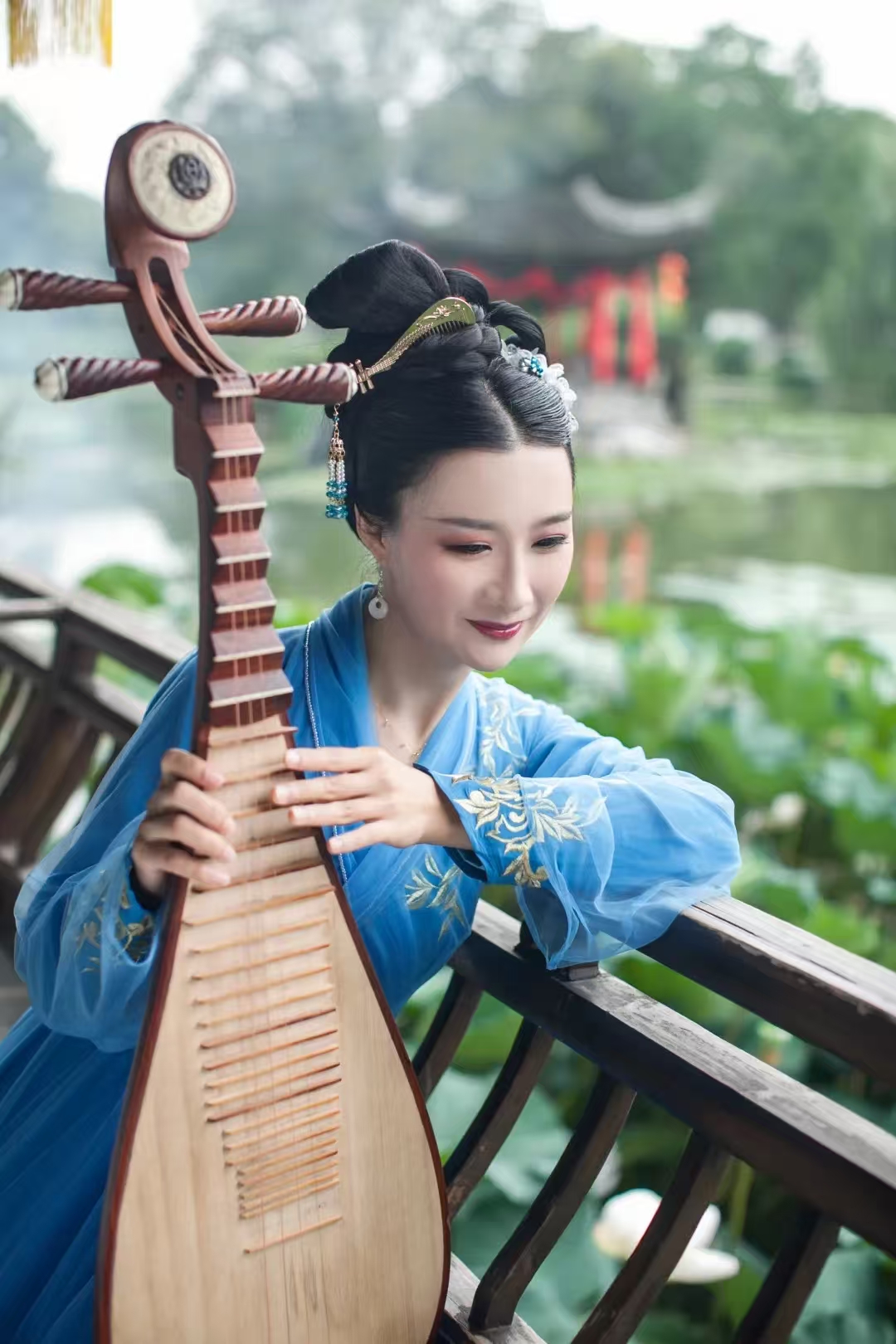 陈婷