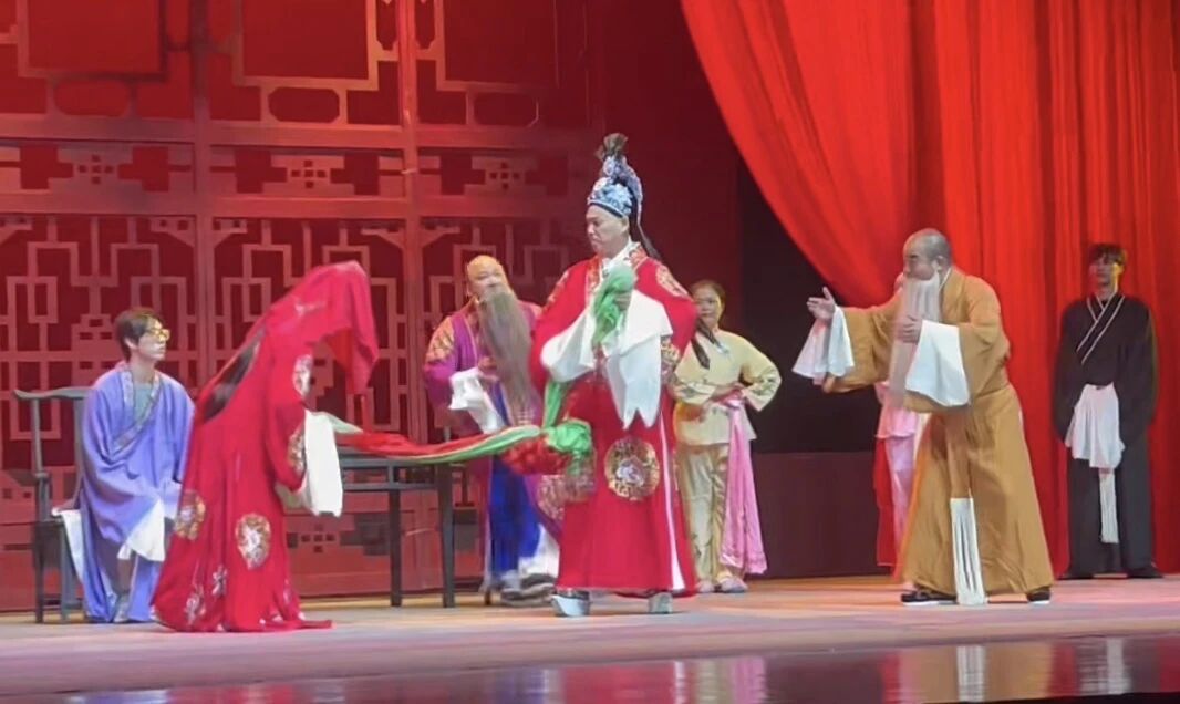 《三试浪荡子》 演出图片